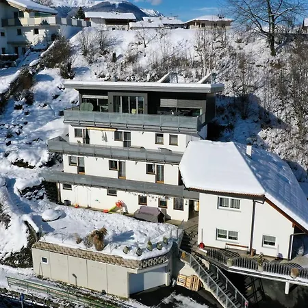 Schranz Apartment